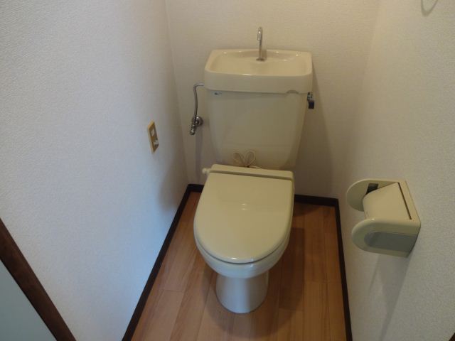 トイレ　清潔感のあるトイレ