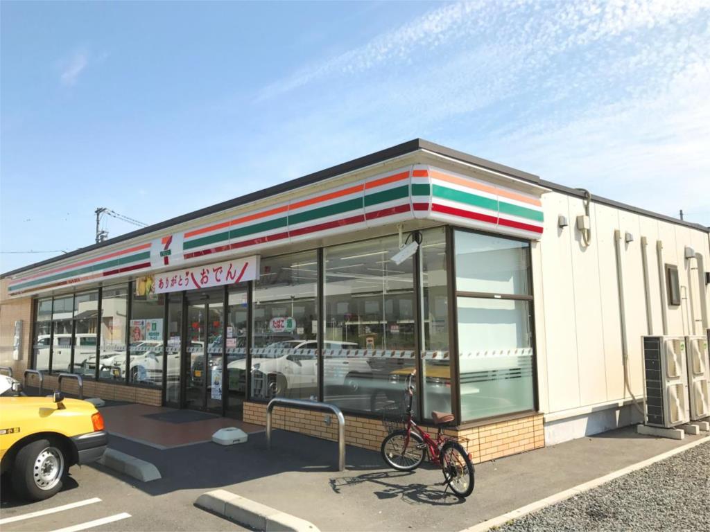 コンビニ　セブンイレブン 倉敷上東西店（コンビニ）まで737m
