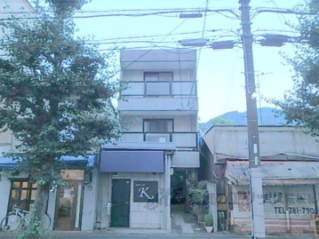 京都市左京区一乗寺出口町のマンションの建物外観