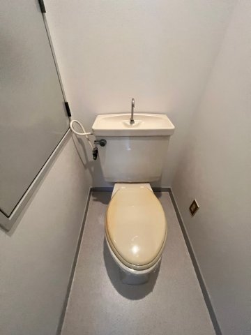 【バレンシア歌敷山のトイレ】