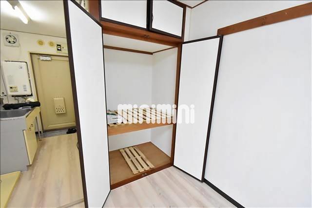 収納　奥行のある収納です