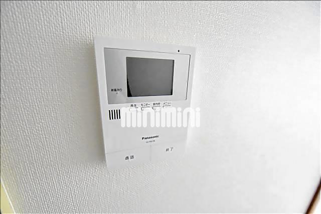 セキュリティ　ＴＶ付モニターホン完備です
