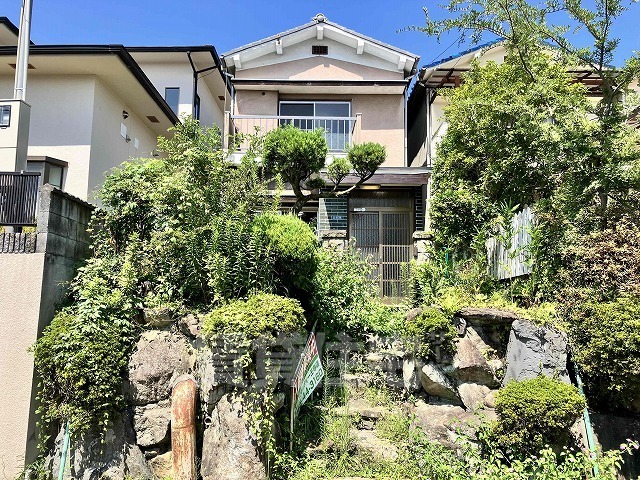 王寺町本町戸建の建物外観