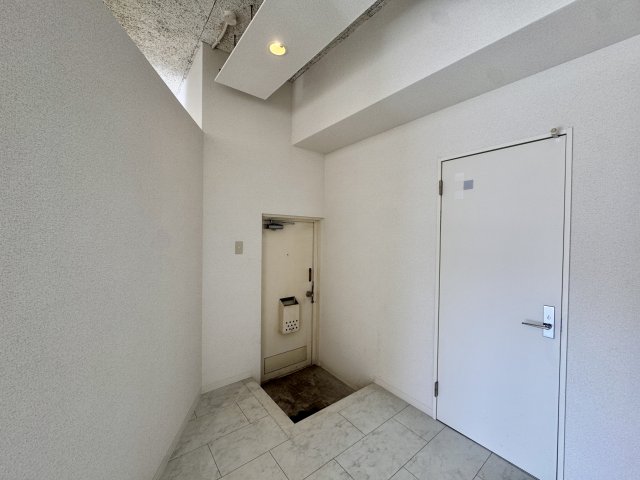 パインリーフ大分の玄関写真