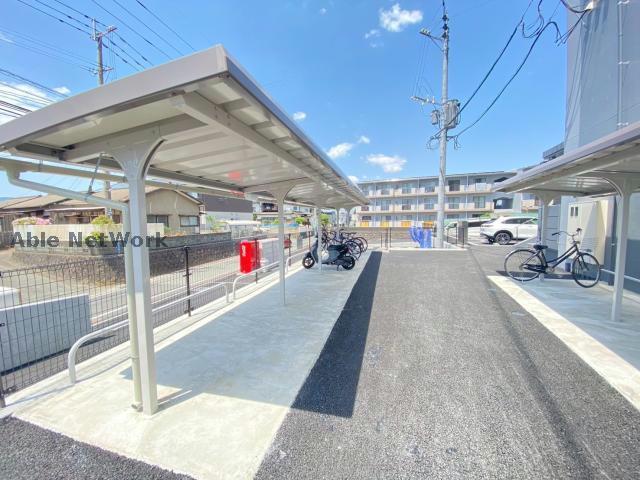 駐車場　駐車場