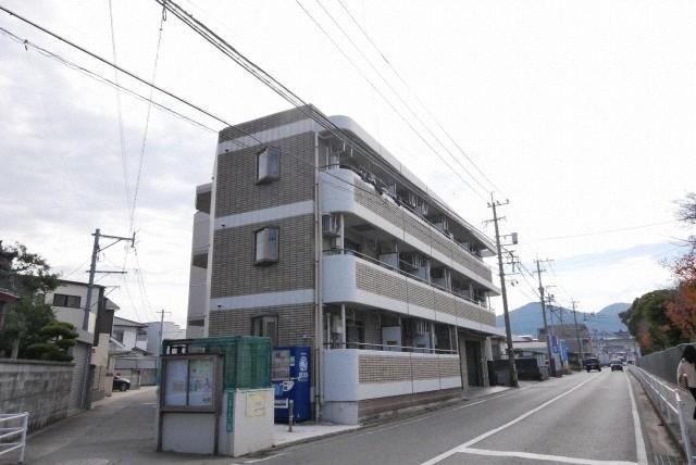 パオハウス今宿の建物外観