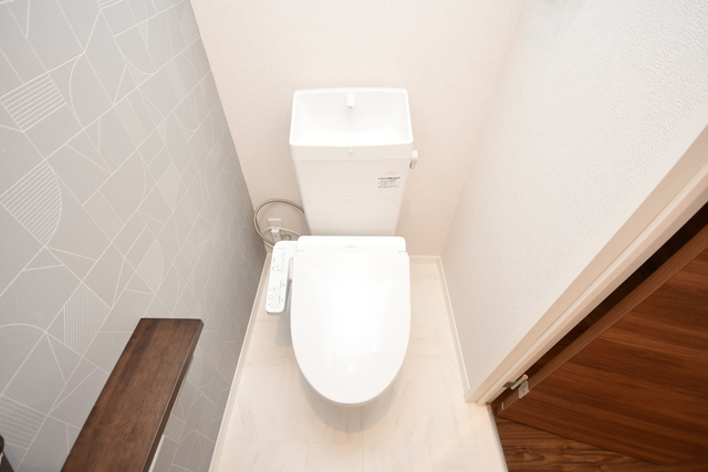 トイレ　トイレ