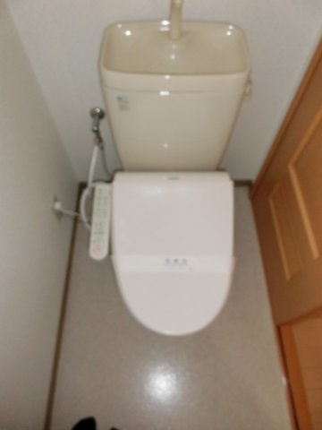 トイレ　ゆったりとした空間のトイレです