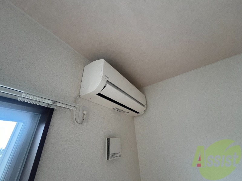 トイレ　エアコン設置済みです。これからの時代は欠かせませんよ。