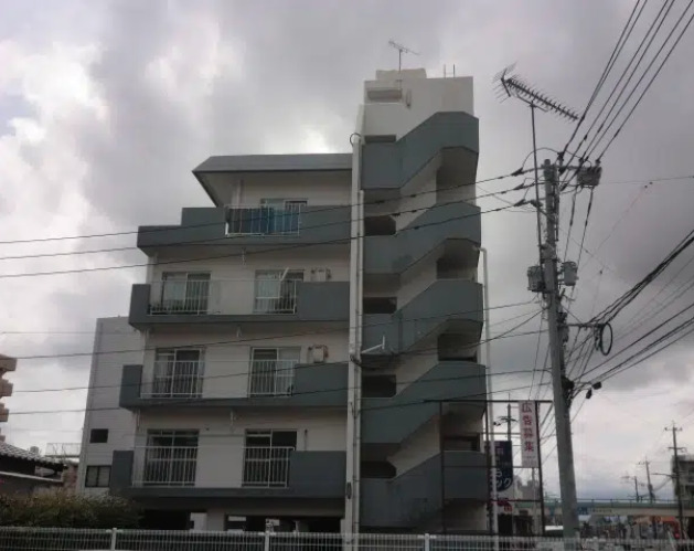 ロビー　落ち着いたロビーです