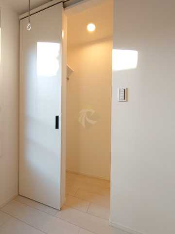 収納　ホープ中野