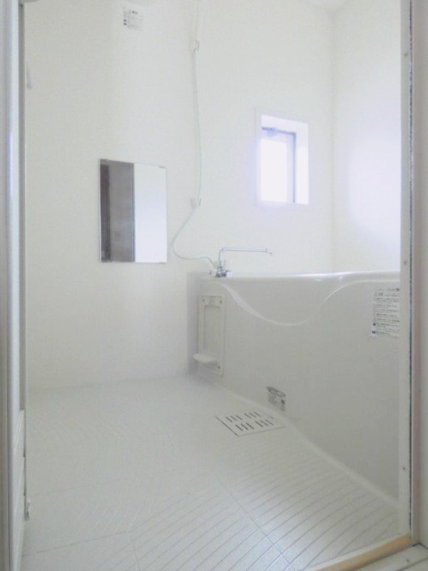 バス・シャワールーム　図面と現状に相違がある場合には現状を優先