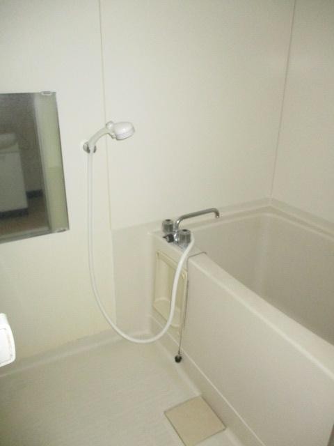 マンション名倉の風呂写真