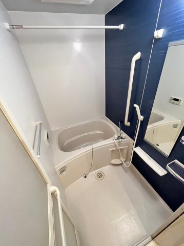 バス・シャワールーム　別号室の画像です。ご参考下さい