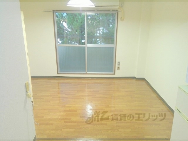 居室・リビング　居室