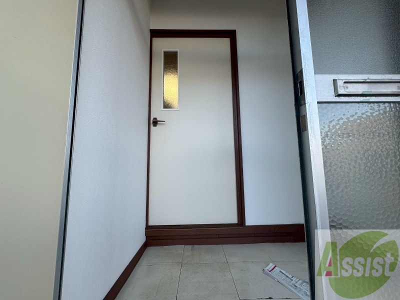 玄関　玄関の様子です。明るい印象ですね。気分もあがりそう。