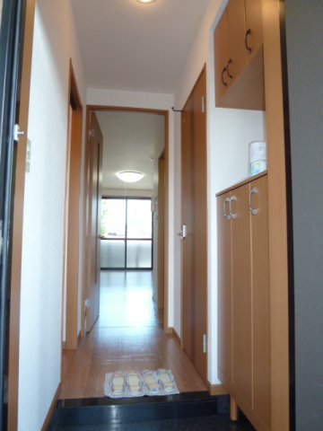 玄関　シンプルで使いやすい玄関です