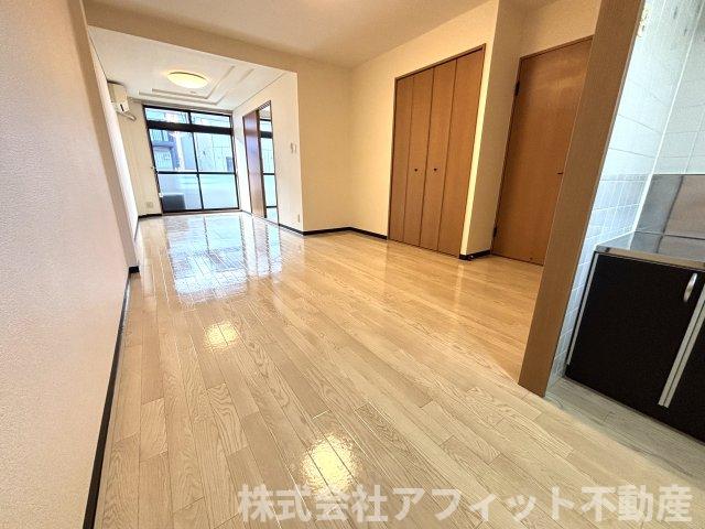 居室・リビング　LDK15.9帖