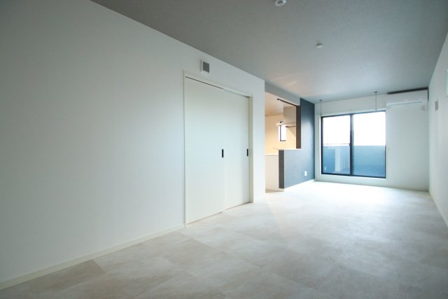 居室・リビング　※別号室の参考写真、現況優先※