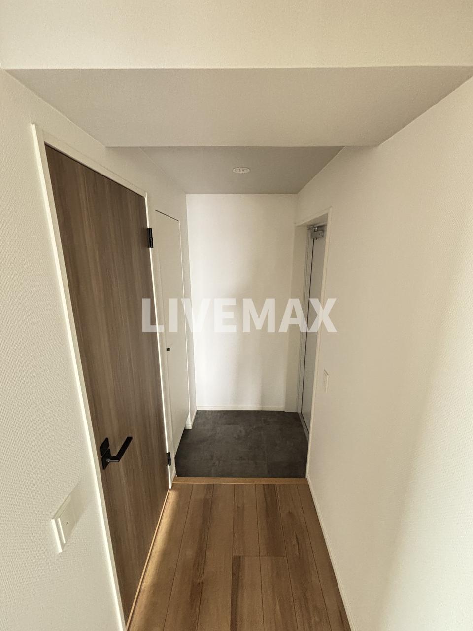 玄関　※別号室参考写真