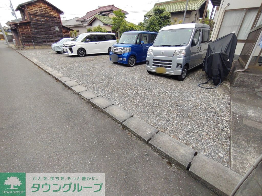 駐車場　駐車場