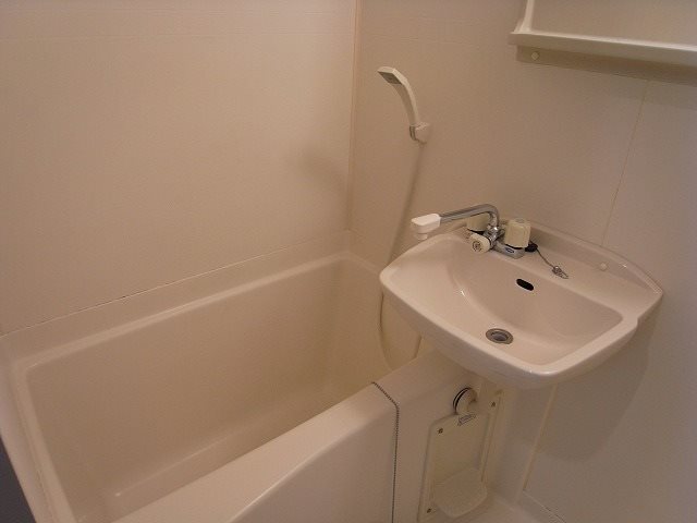 バス・シャワールーム　別部屋