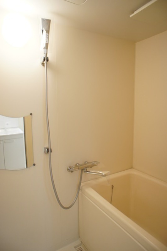 バス・シャワールーム　図面と現状に相違がある場合には現状を優先