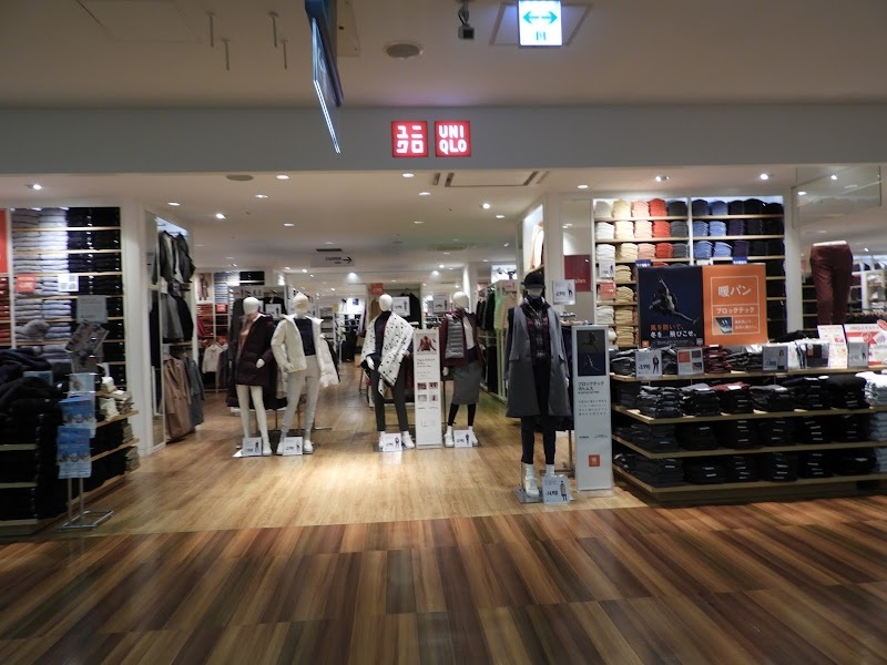 ショッピングセンター　ユニクロ明石ビブレ店（ショッピングセンター）まで1202m