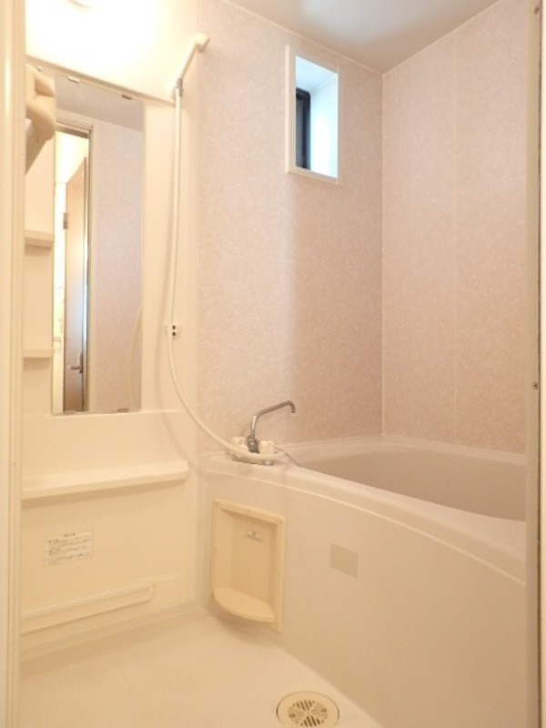 バス・シャワールーム　図面と現状に相違がある場合には現状を優先