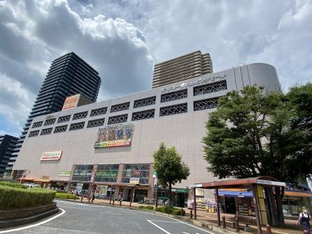 スーパー　フードガーデン北与野店（スーパー）まで687m