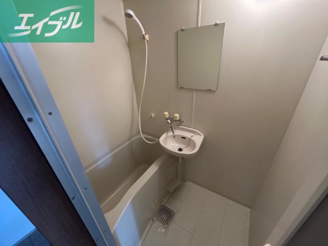 バス・シャワールーム　ユニットバス