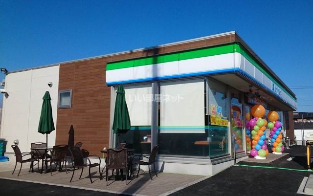 コンビニ　ファミリーマート 守山小島町店（コンビニ）まで498m