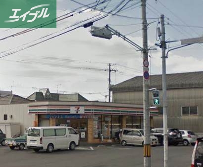 コンビニ　セブンイレブン岡山平野店（コンビニ）まで555m