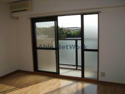 居室・リビング　301