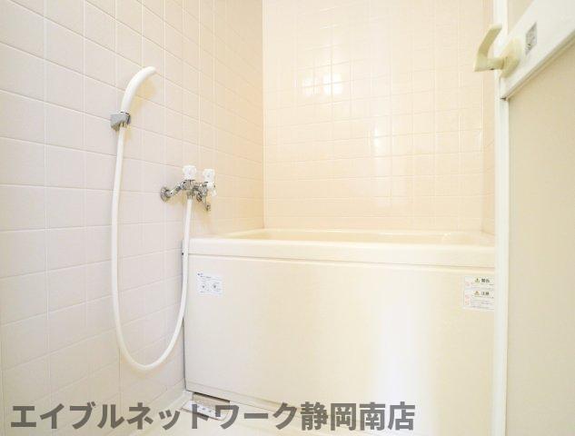 バス・シャワールーム　日々の暮らしに欠かせないお風呂です