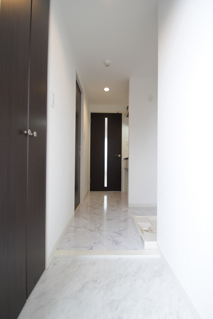 玄関　廊下の床がオシャレ！