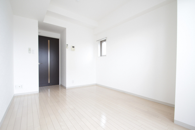 居室・リビング　※反転タイプのお部屋のお写真です