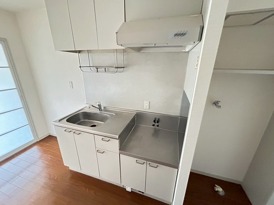 キッチン　※別号室のお写真です