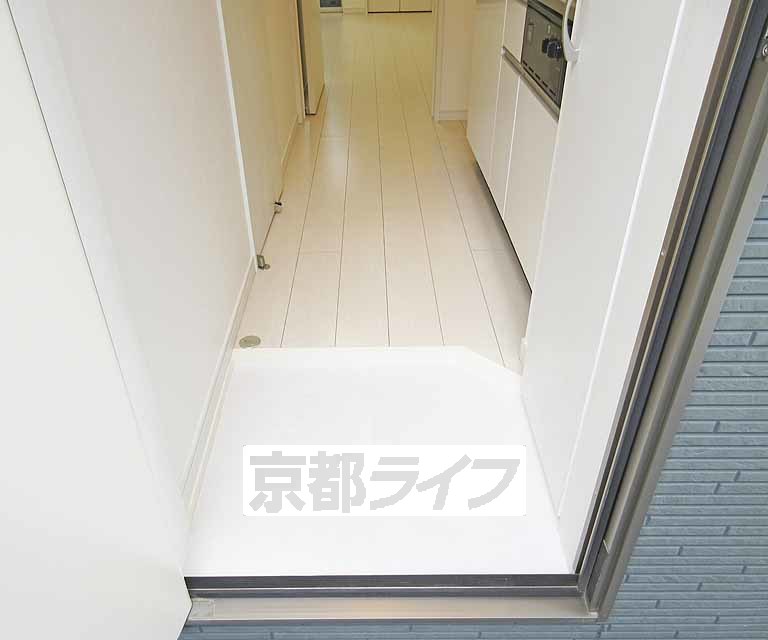 玄関　広々とした玄関です。