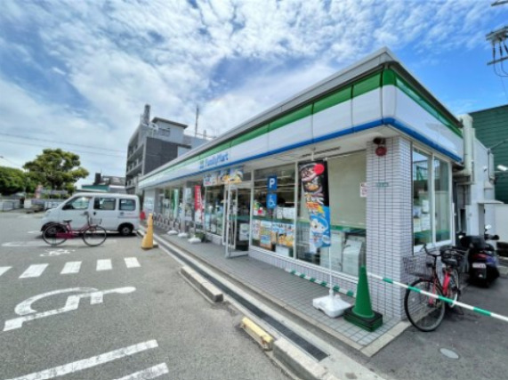 コンビニ　ファミリーマート 堺大泉緑地店（コンビニ）まで395m