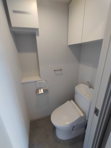 トイレ　※同タイプ参考写真です（ash）