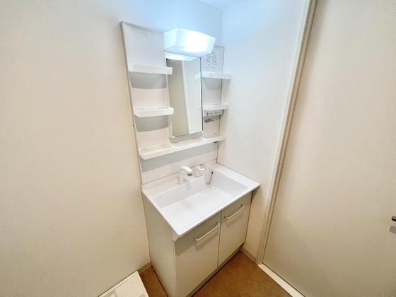 洗面設備　※別号室のお写真です。