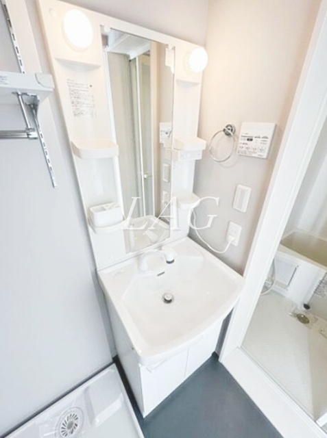 洗面設備　洗面台です。