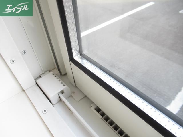 その他設備　複層ガラス