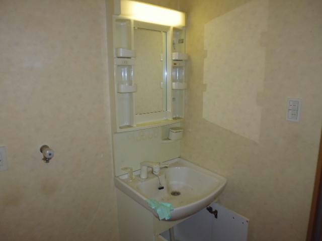 洗面設備　同型タイプ