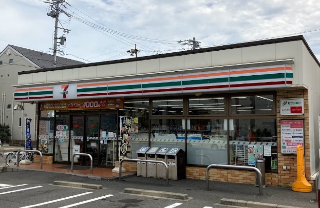 コンビニ　セブンイレブン 名古屋豊国通烏森店（コンビニ）まで413m