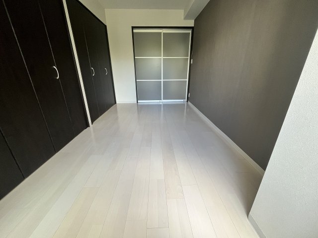 居室・リビング　こちらのリビングで趣味の時間をお楽しみください