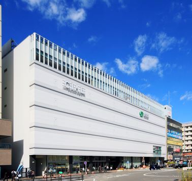 ショッピングセンター　CIAL(シァル)鶴見（ショッピングセンター）まで368m