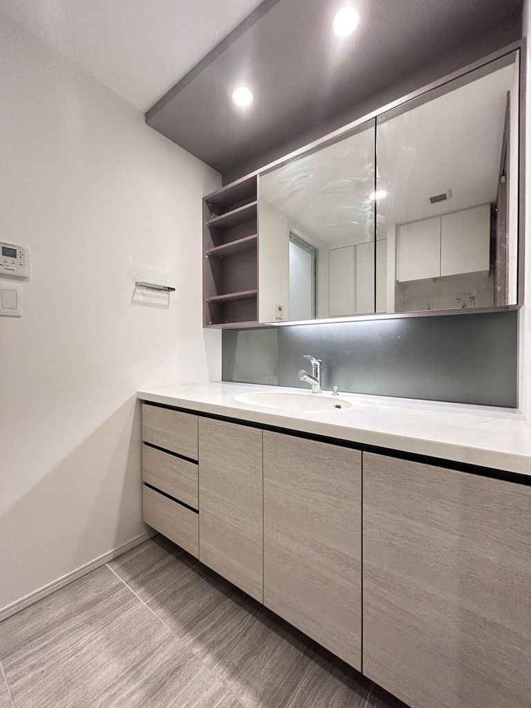 洗面設備　洗面化粧台