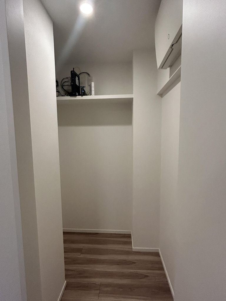 収納　ウォークインクローゼット